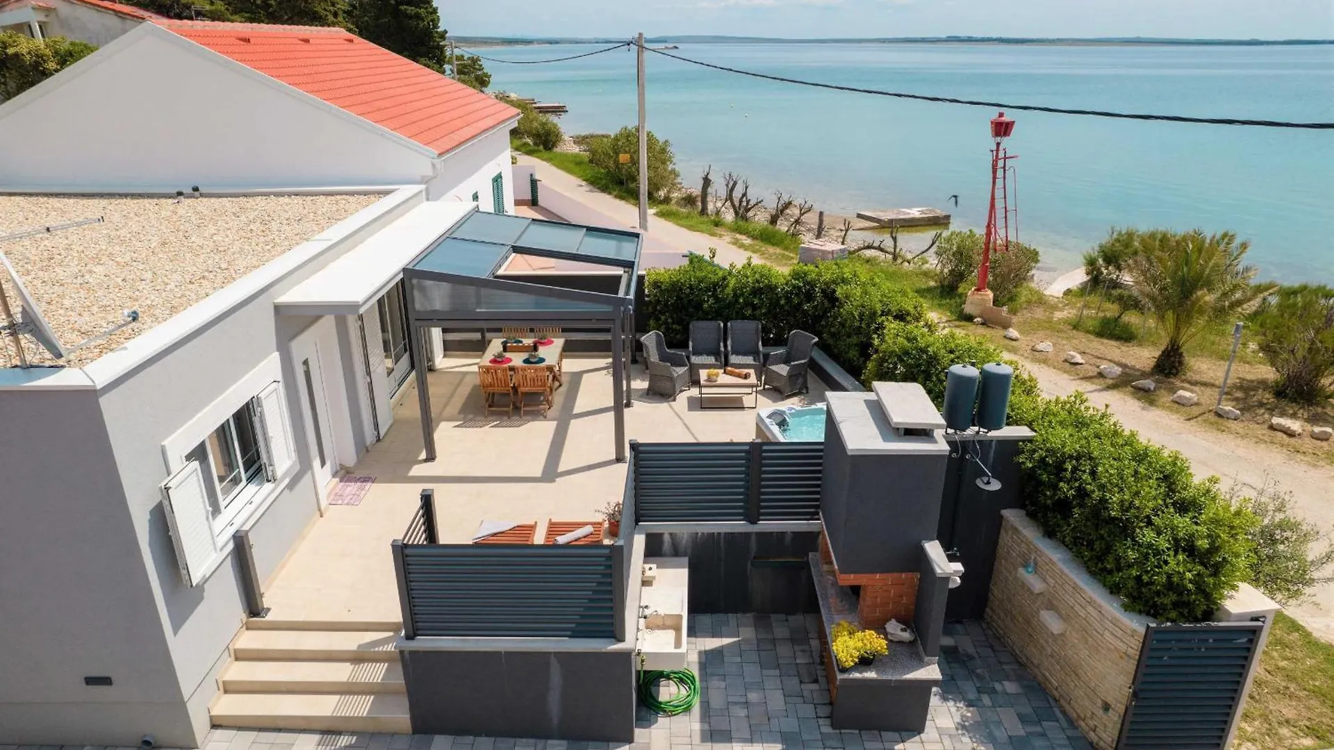 My Dalmatia - Beach House Festini With Private Jacuzzi & Sea View Košljun Casa de Férias
