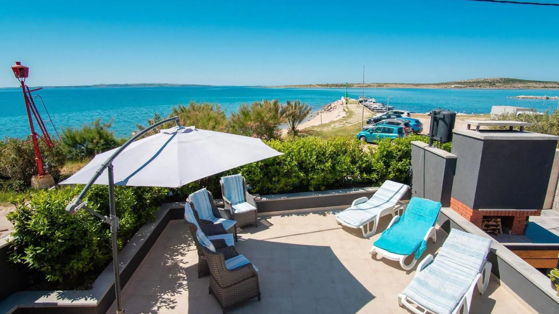 My Dalmatia - Beach House Festini With Private Jacuzzi & Sea View Košljun Casa de Férias